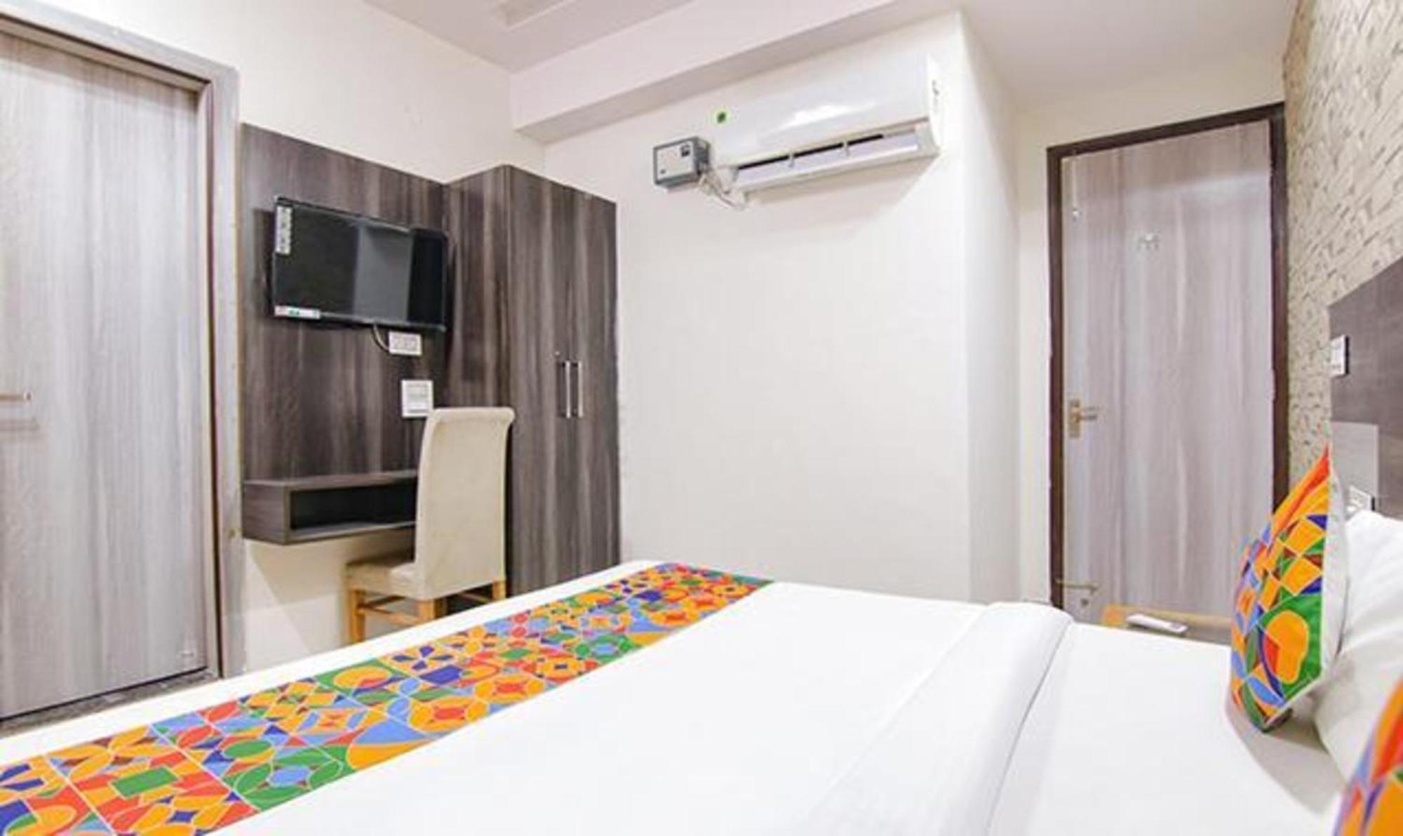 Fabhotel Welcome Residency Zirakpur Eksteriør bilde